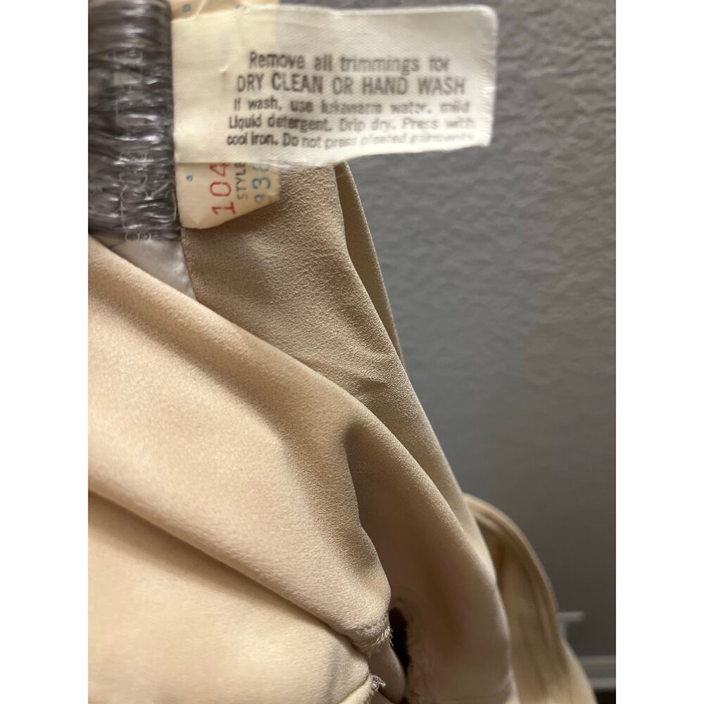 Vintage 70s Bullocks Wilshire Chiffon Midi Dress Beige Asymmetric Quiet Luxury - Picture 5 of 6